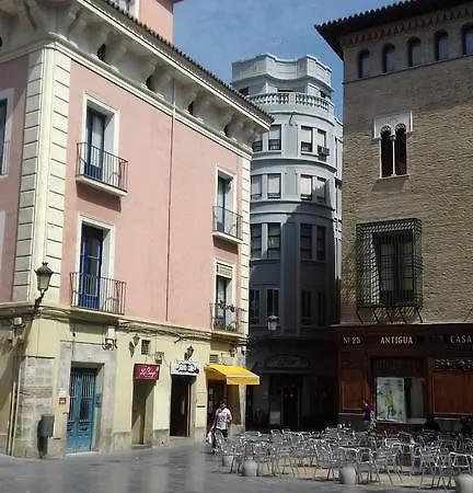 Landhuis Hospital Del Temple *